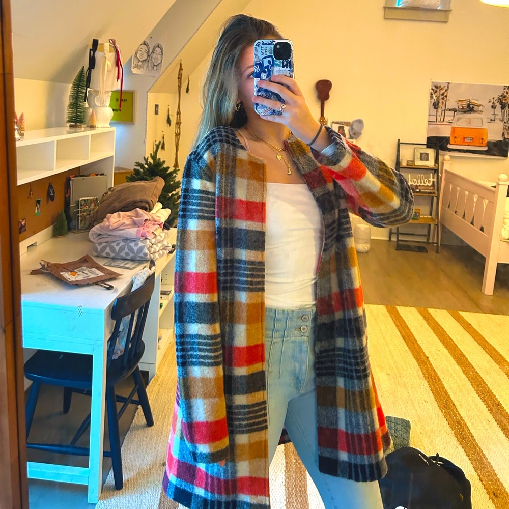 Nice sweater/cardigan/jacket - for women- Cynthia rowley